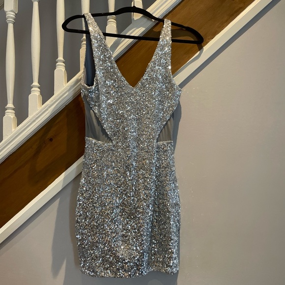 Beautiful Sequence dresses for sale. Worn 1-2 times. - Picture 2 of 7